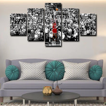 Load image into Gallery viewer, Michael Jordan Chicago Bulls Wall Art Canvas