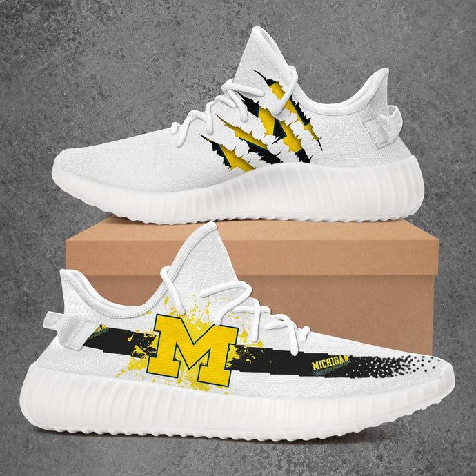Michigan Wolverine Casual 3D Yeezy Shoes