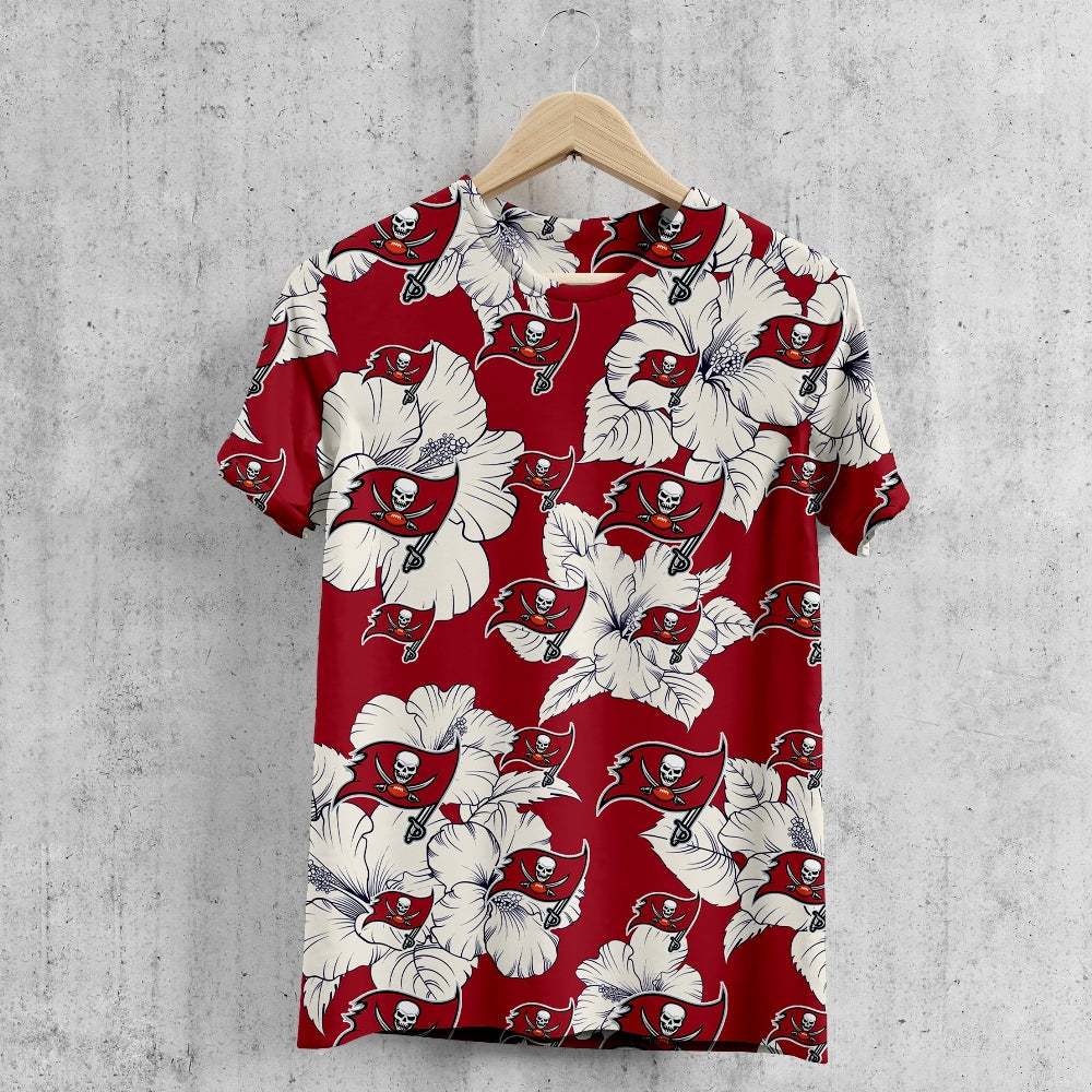 Tampa Bay Buccaneers Tropical Floral T-Shirt
