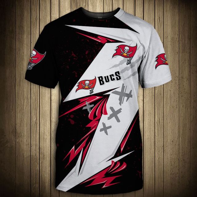 Tampa Bay Buccaneers Graffiti T-Shirt